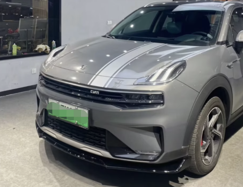 Xevaban.com ở 214 Giải Phóng là đơn vị chuyên cung cấp phụ kiện oto, đồ chơi oto, phụ kiện lynkco 06, đồ chơi lynkco 06, xevaban, 214 giải phóng, bodykit lynkco 06, cản trước lynkco 06, độ bodykit lynkco 06, bộ bodykit lynkco 06.